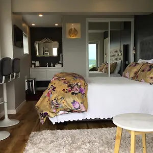 Spectacular Views Bed & Breakfast Rotorua